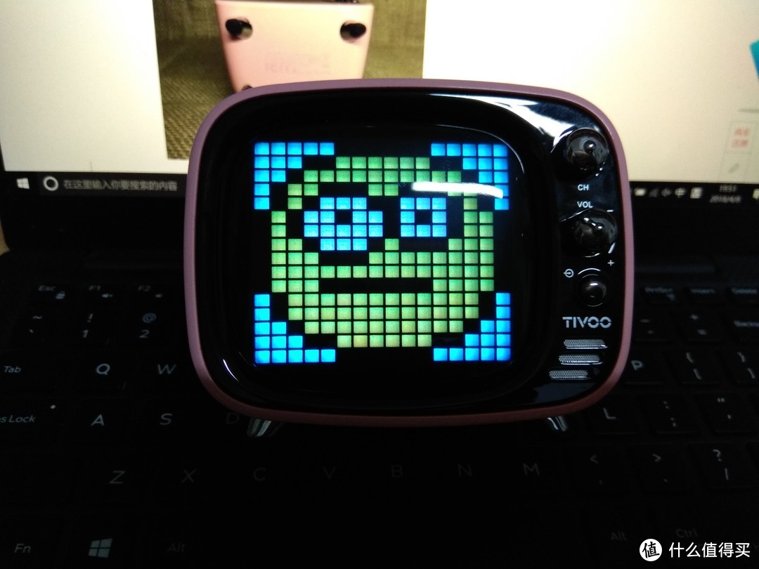 高颜值可爱萌萌哒像素小音箱——Divoom Tivoo