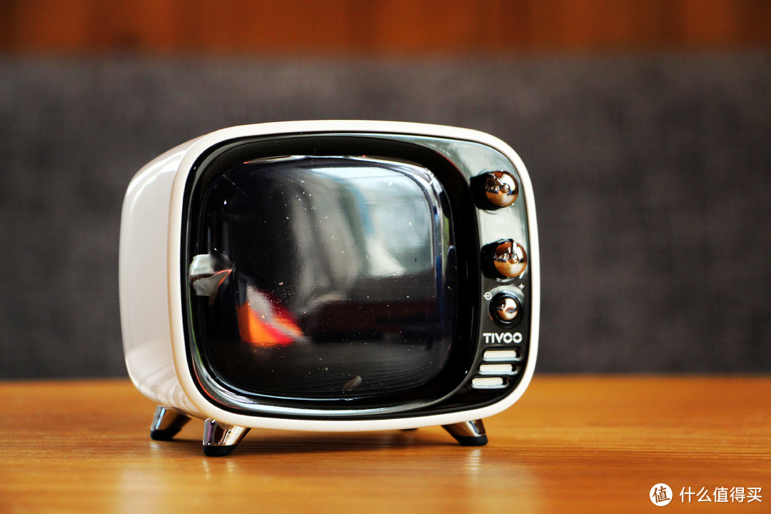 Divoom Tivoo一台不会显示的“电视机”，不是一台好音响？！