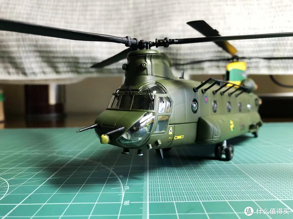 #全民分享季##剁主计划-宁波#CORGI 1：72 加拿大皇家空军 CH-47 支奴干重型直升机限定版