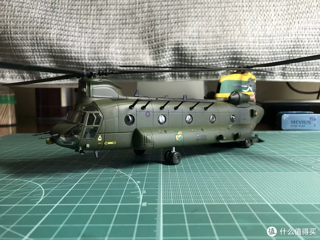 #全民分享季##剁主计划-宁波#CORGI 1：72 加拿大皇家空军 CH-47 支奴干重型直升机限定版