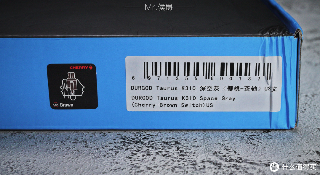 初次见面，请多关照：DURGOD杜伽金牛座K310茶轴机械键盘测评