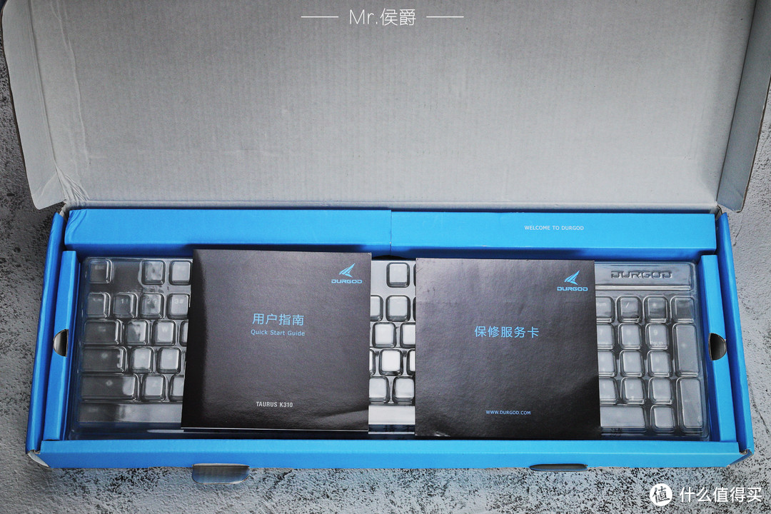 初次见面，请多关照：DURGOD杜伽金牛座K310茶轴机械键盘测评