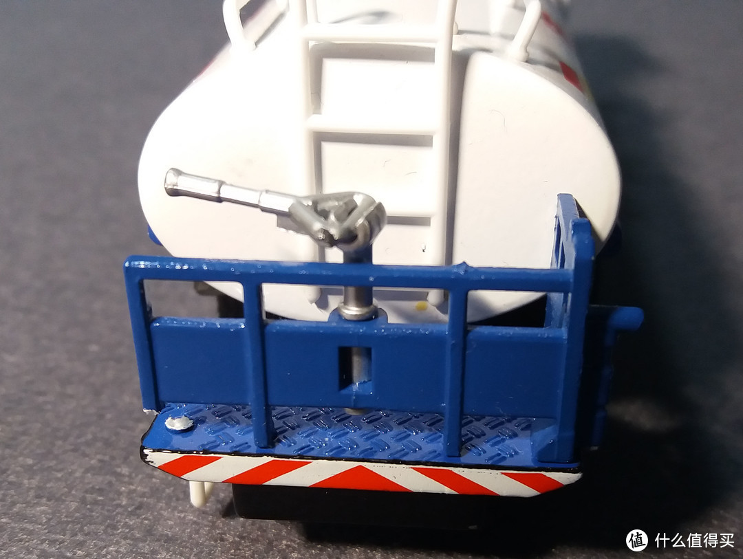 #全民分享季#Cadeve 凯迪威 1:50 洒水车模型 开箱分享