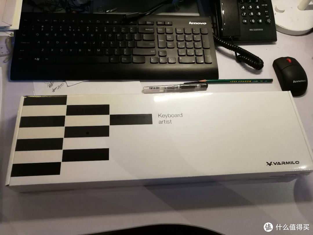 Varmilo 阿米洛 Z104M 静音红轴 键盘 轻开箱