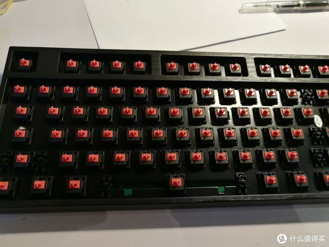 Varmilo 阿米洛 Z104M 静音红轴 键盘 轻开箱