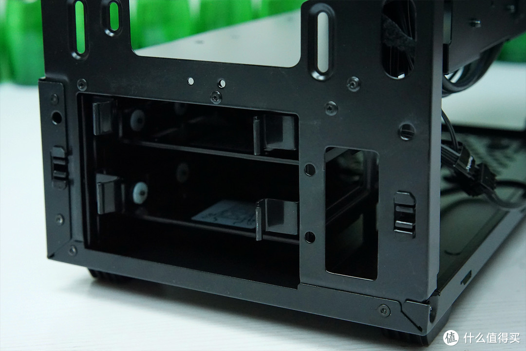 Phanteks 追风者 P300 机箱 硬件搬家记