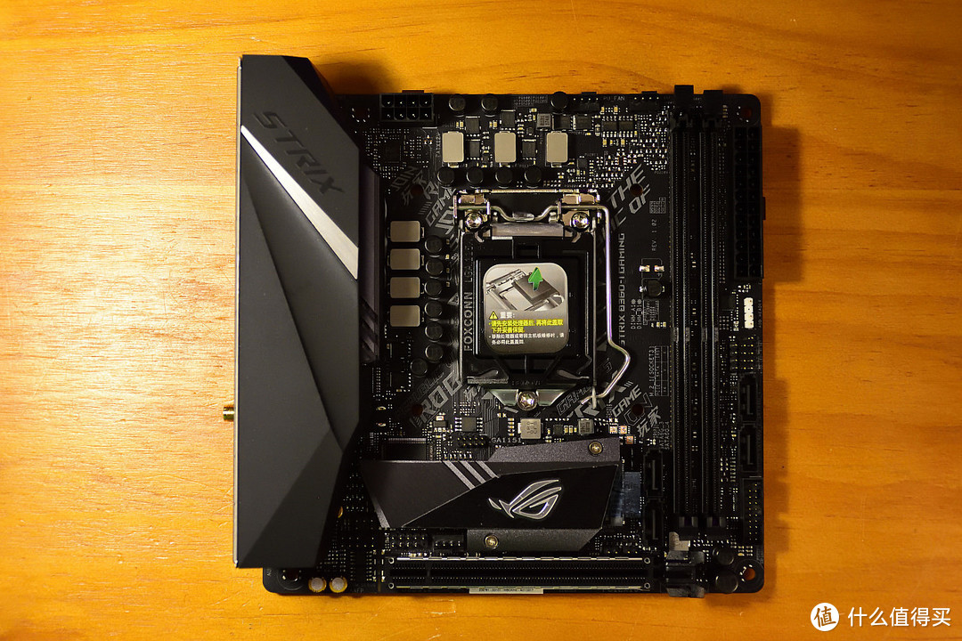 你的B360主板敢上8700K吗？ASUS 华硕 ROG STRIX B360-I GAMING 主板 开箱小测