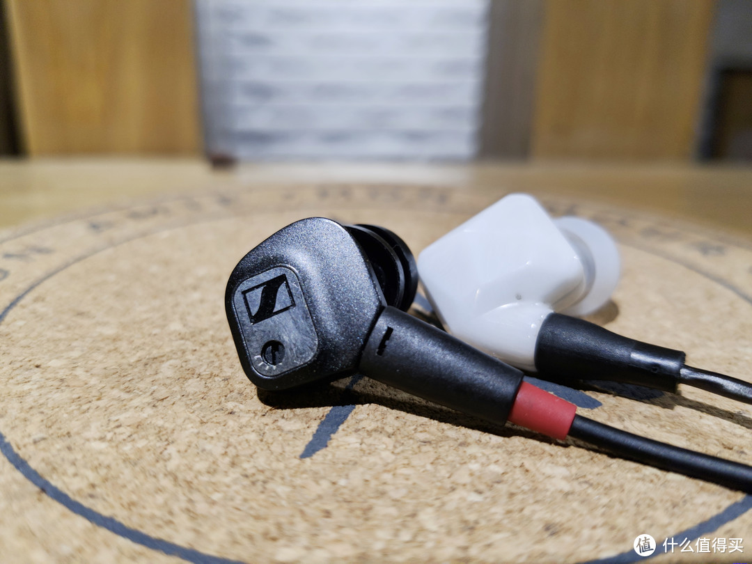 动圈耳机和他骄傲的倔强——Sennheiser森海塞尔 IE80S 耳机使用测评