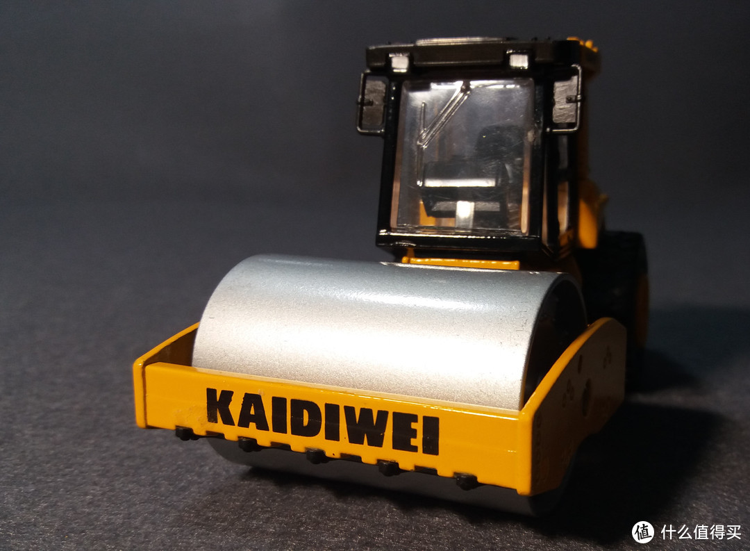 #全民分享季#Cadeve 凯迪威 1:50 单钢轮压路机 开箱试玩