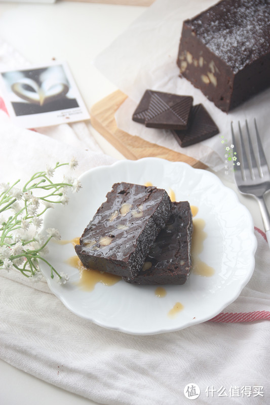 #剁主计划-佛山#一款富含浓郁黑巧克力的甜品：布朗尼蛋糕，饿了来一块，满足！