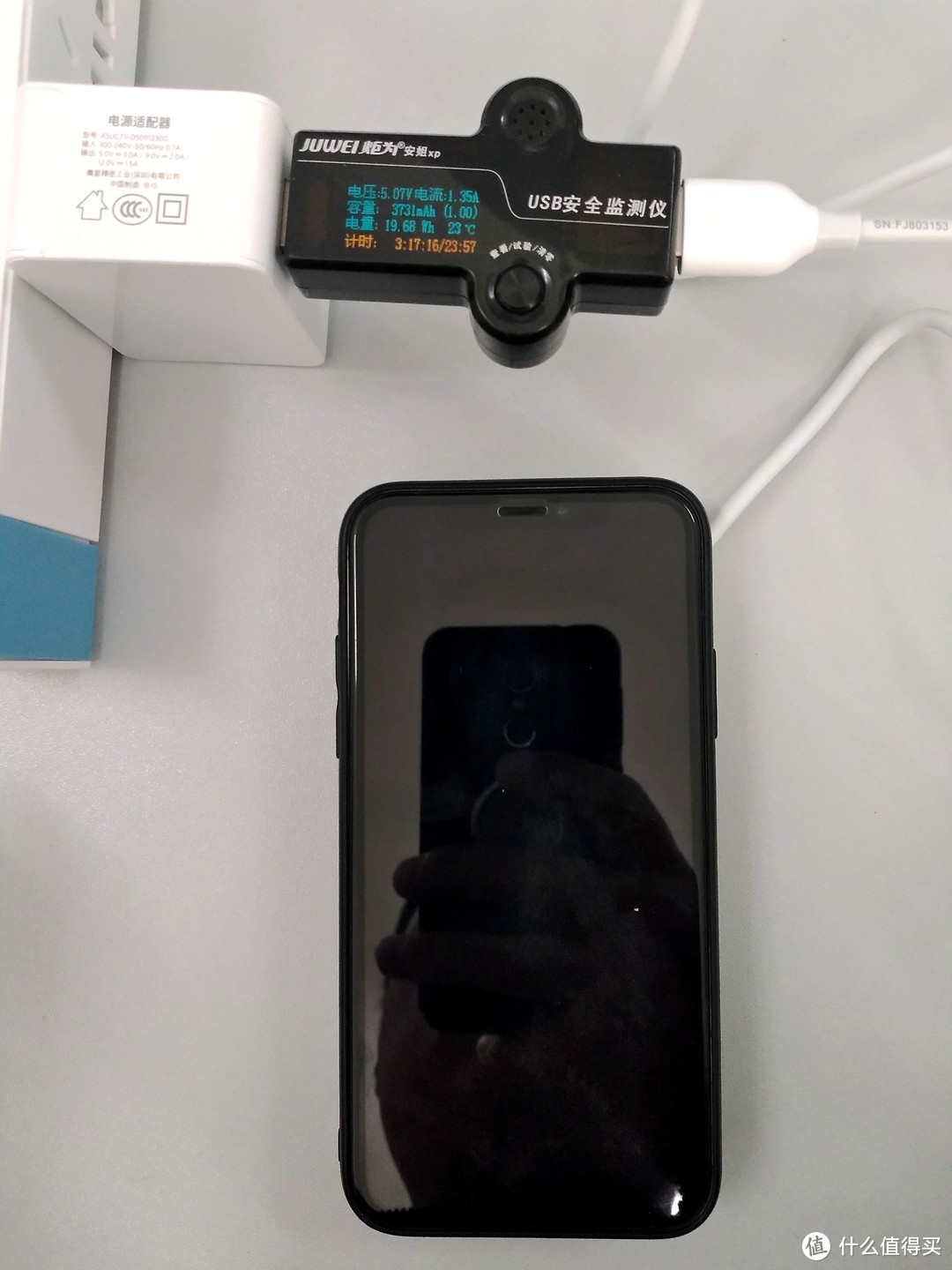 让iPhone X的无线充电不再鸡肋，Anker超极无线充 详细评测，及与同门师弟、绿联无线充电器对比