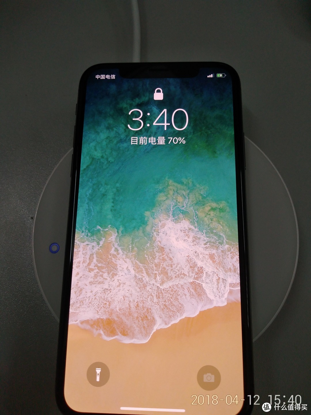 让iPhone X的无线充电不再鸡肋，Anker超极无线充 详细评测，及与同门师弟、绿联无线充电器对比