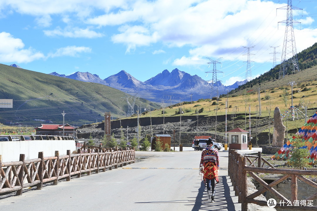 道孚—龙灯草原—惠远寺—塔公草原—新都桥—折多山