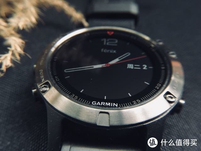 霸气好用的Garmin 佳明 Fenix5 心率表