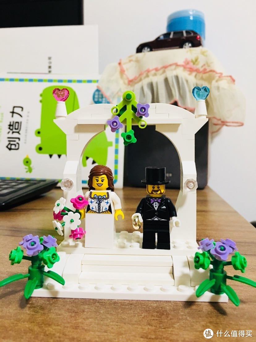 你见过一个新娘和两个新郎的婚礼吗？LEGO 乐高 40165 开箱