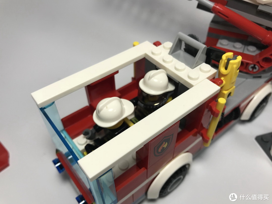 #全民分享季#剁主计划-北京#LEGO 乐高 城市系列 60107 云梯消防车 开箱