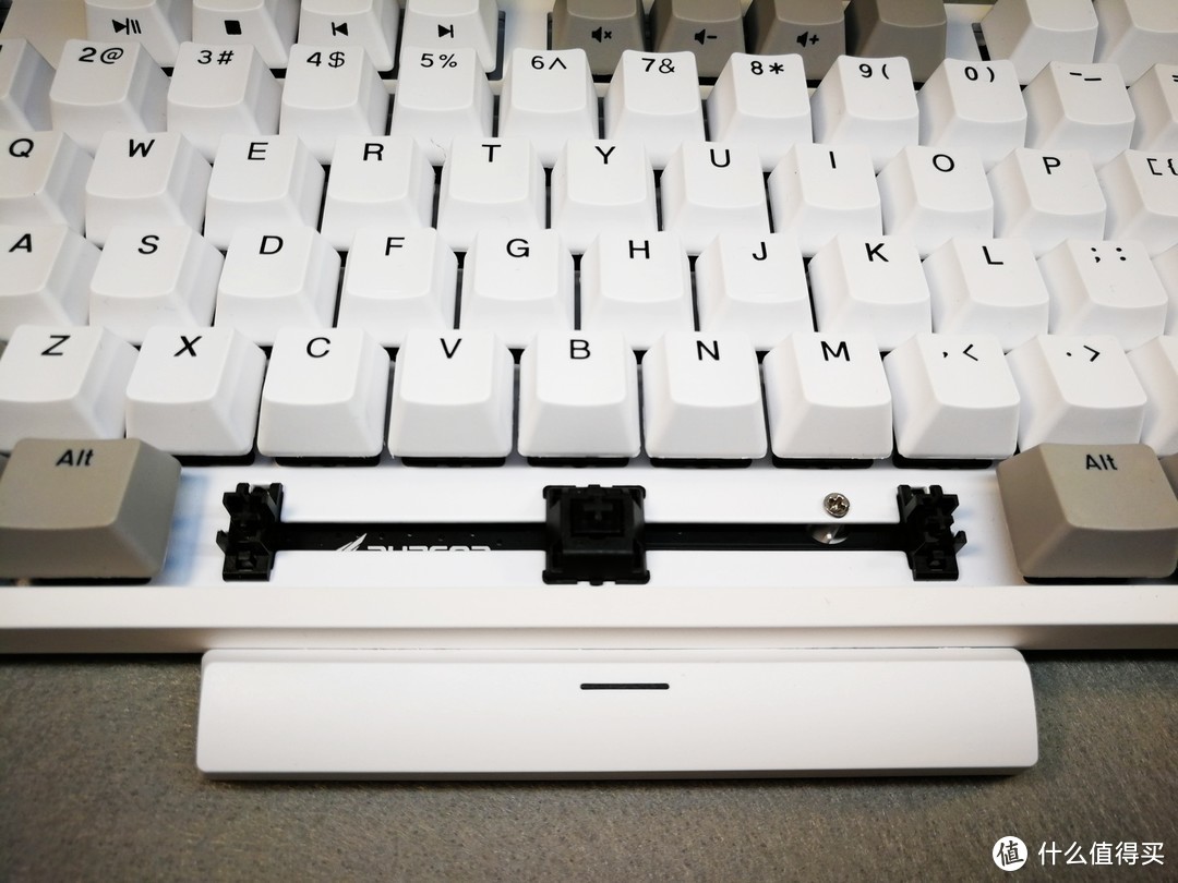 灰白配的简约之美，评测DURGOD 杜伽 Taurus（金牛座） K310  机械键盘