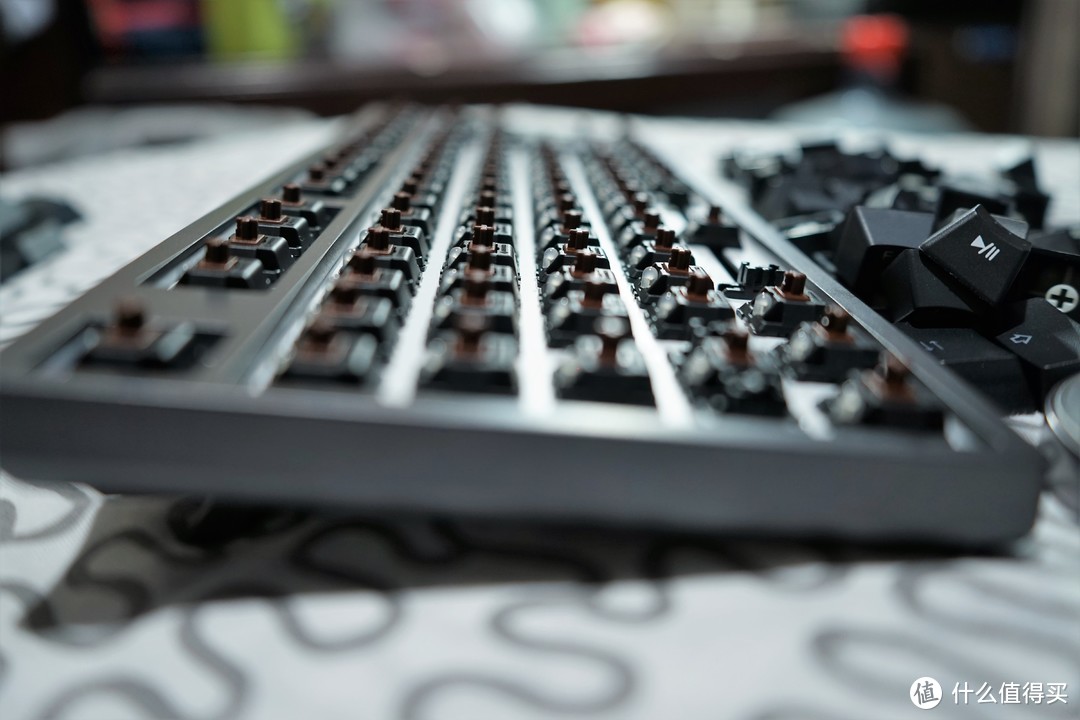 中规中矩，国产机械键盘新秀  DURGOD杜伽 Taurus（金牛座）机械键盘