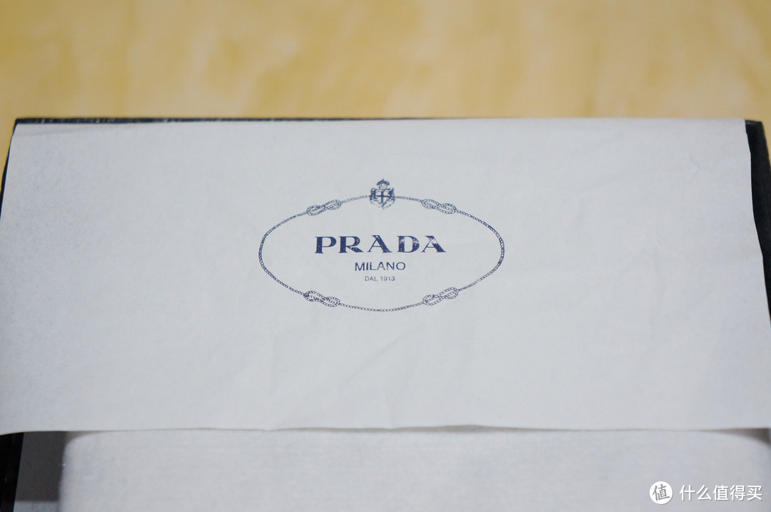 #全民分享季#本站首晒#自从有了京品购，从此奥莱是路人：PRADA 普拉达 黑色牛皮短款钱包