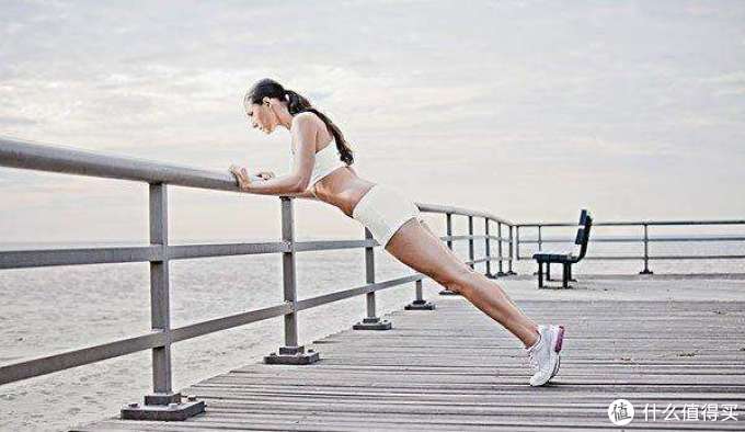 用洗衣液练腿?用床垫练背?收好这套无器械健