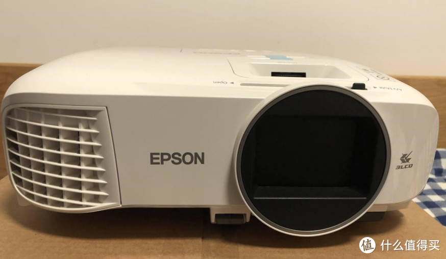 #原创新人#EPSON 爱普生 CH-TW5600 投影机 开箱体验