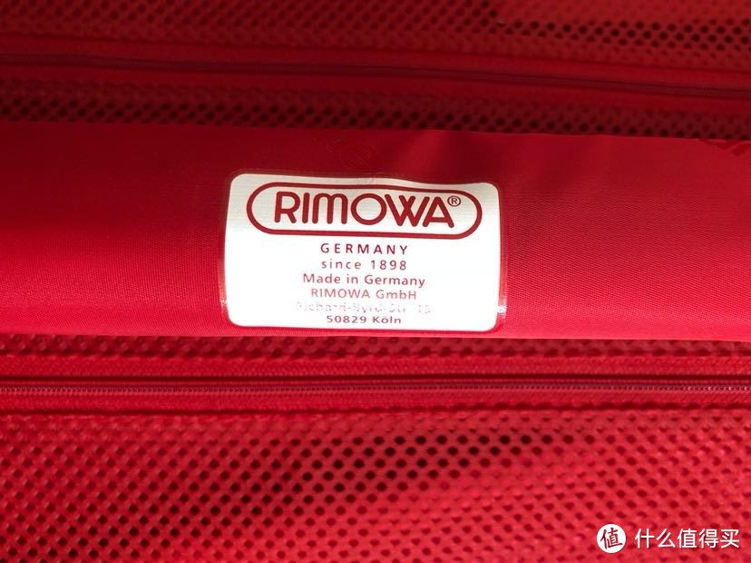 #本站首晒#可能是我见过的最“不值”的旅行箱：Supreme X Rimowa 45L 旅行箱 开箱