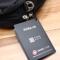 SWISSGEAR SA9393BL 双肩电脑包外观展示(吊牌|材质|拉链五金|结构)