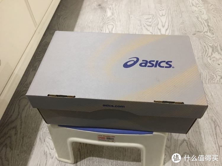 第一双 ASICS 亚瑟士 跑鞋开箱