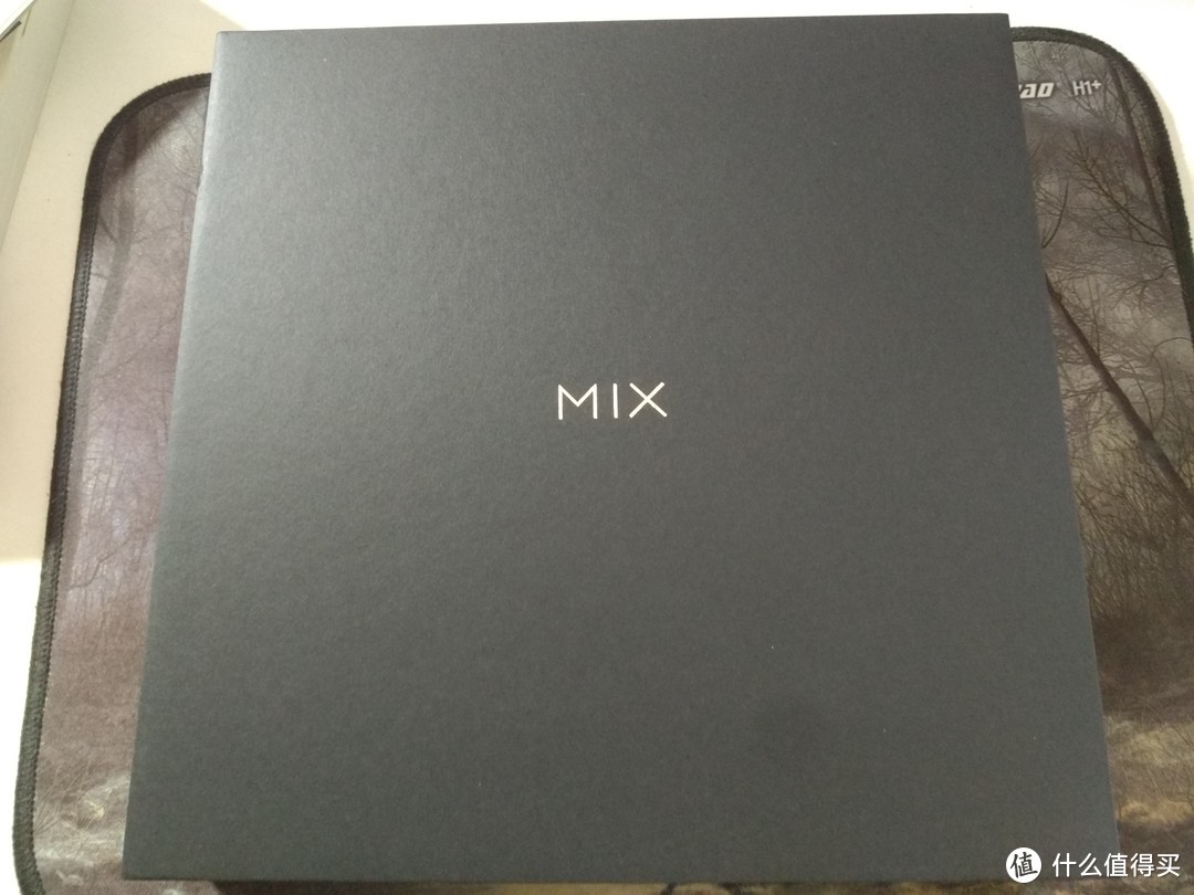 MI 小米 MIX2S 手机开箱上手