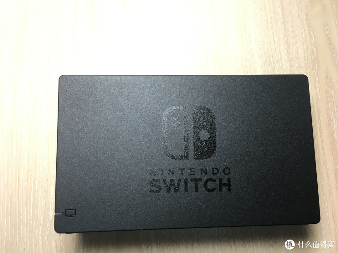 Nintendo 任天堂 switch 游戏主机 开箱及简单上手