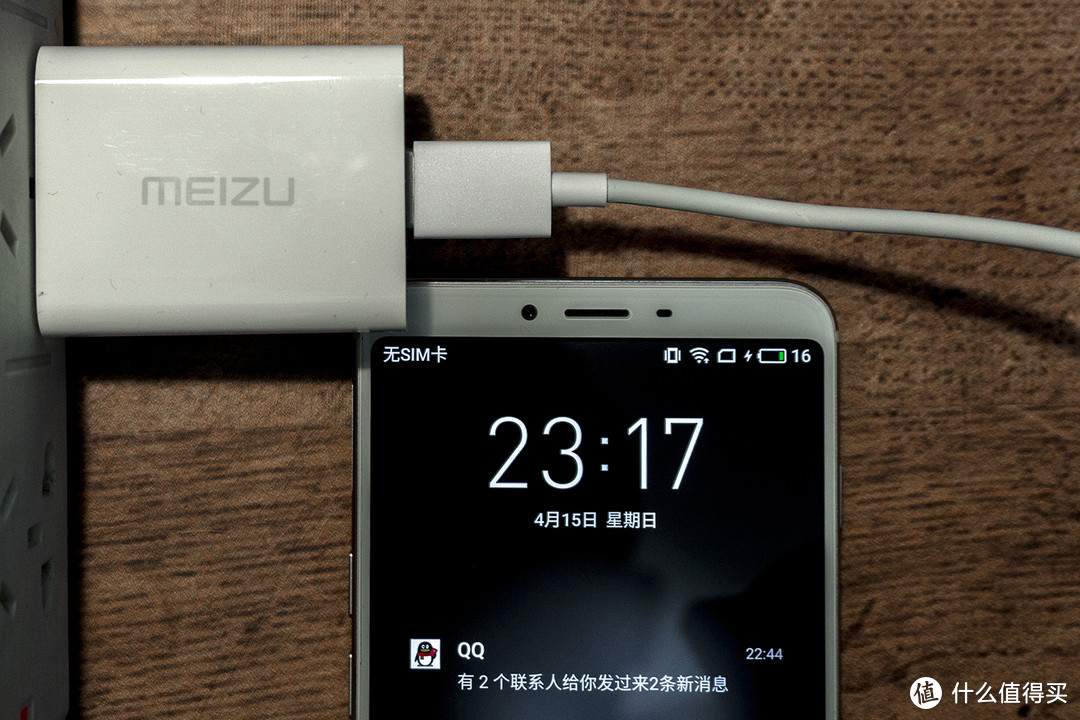 性能均衡，拍照还行—Meizu 魅族 魅蓝E3 智能手机 上手体验