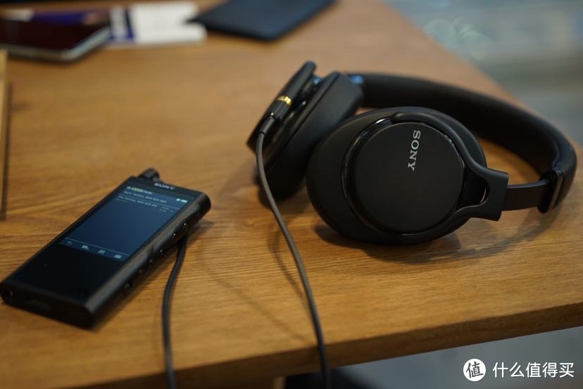 并非完美却能出门打怪：Sony 索尼 MDR-1AM2 耳机使用感受