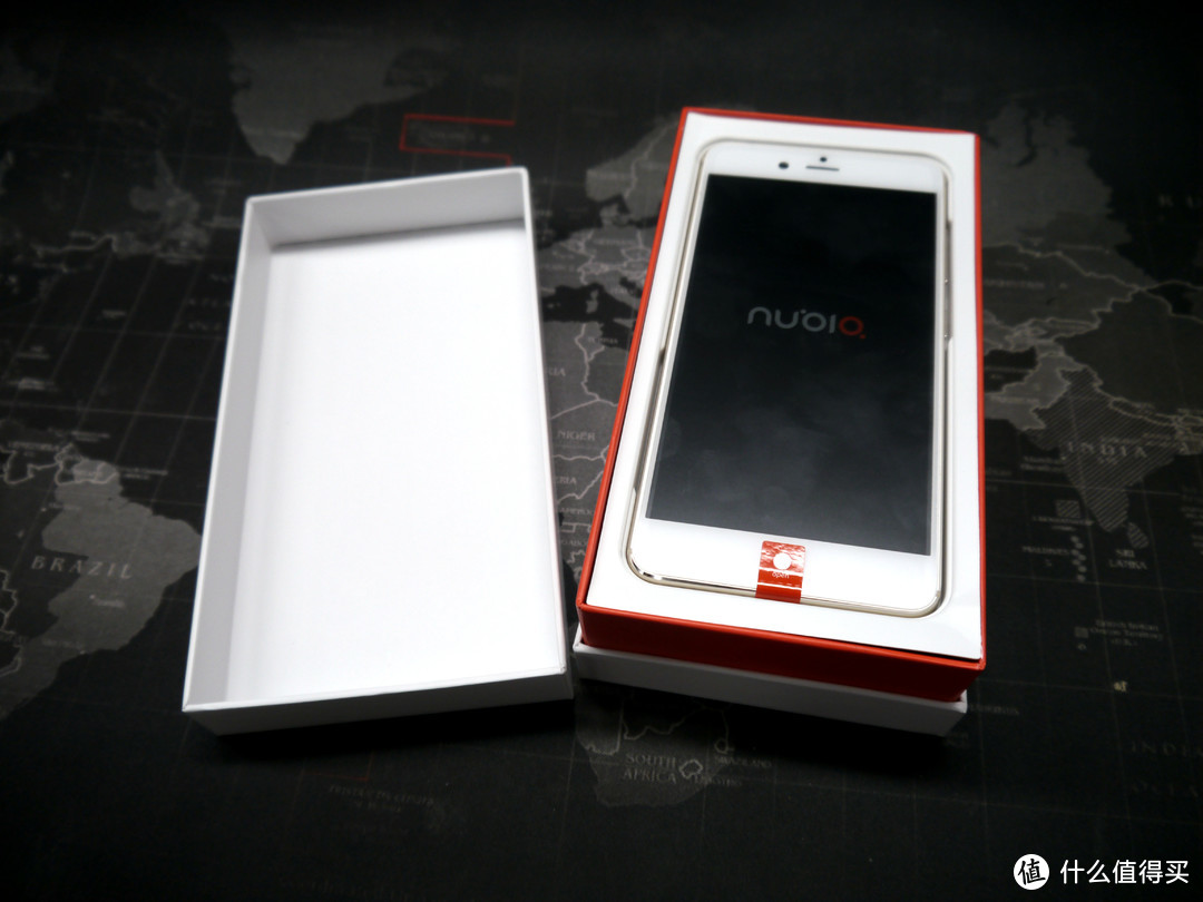 全面屏盛行，反其道而行—NUBIA 努比亚 z17mini 6G+64G 手机开箱