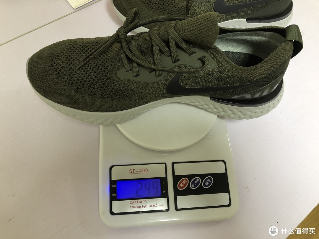 轻、软、弹、耐久四位一体的Nike 耐克 Epic React flyknit 跑鞋，是否是真的名副其实？