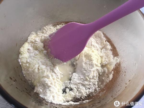 宝宝辅食推荐:手指泡芙,好吃又好做(内涵知识点)