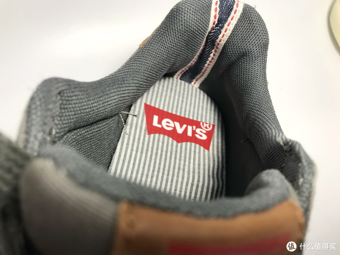 #全民分享季#结实好看：Levi's 李维斯 帆布面休闲旅游鞋