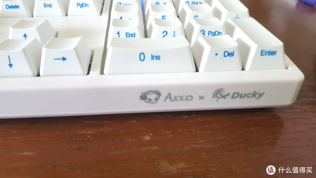 AKKO 艾酷 Ducky 魔力鸭 Zero 3108 PBT 机械键盘开箱