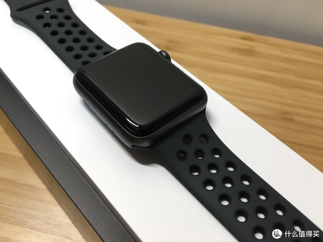 来自张大妈的爱：Apple Watch Series 3 Nike+ 智能手表 深度体验