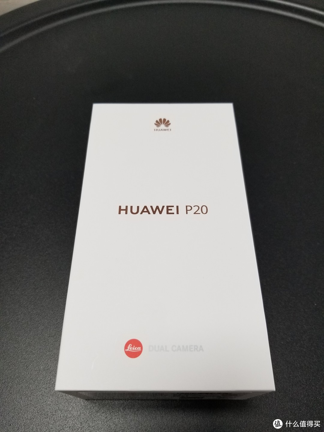 HUAWEI 华为 P20 亮黑色6+64 手机简单开箱
