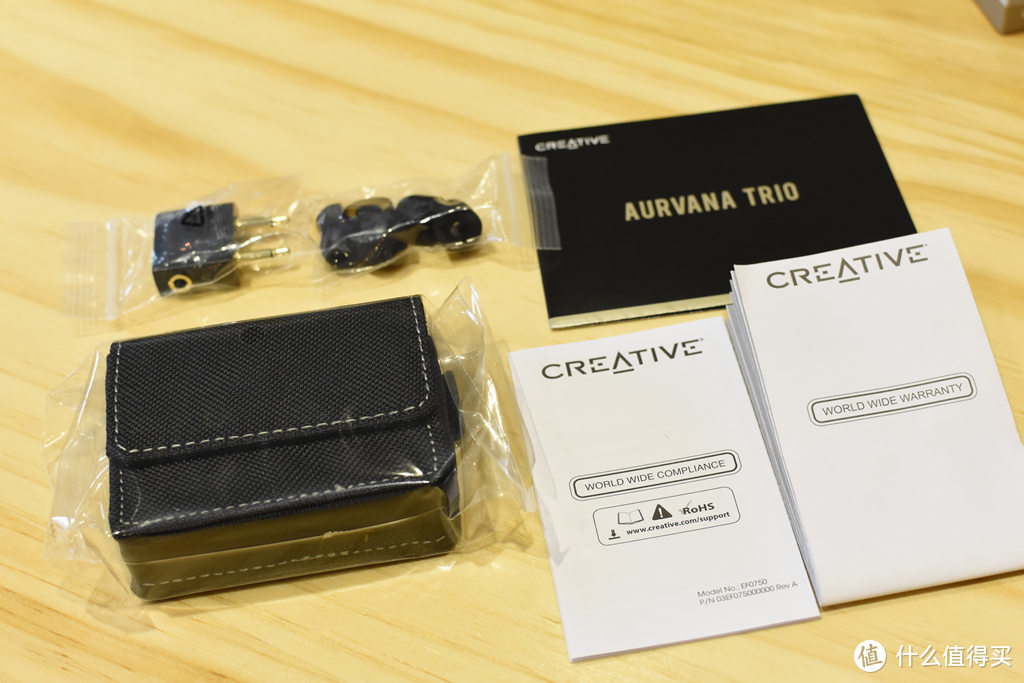 久违的新品：Creative 创新 AURVANA  TRIO 两铁一圈耳机 开箱体验