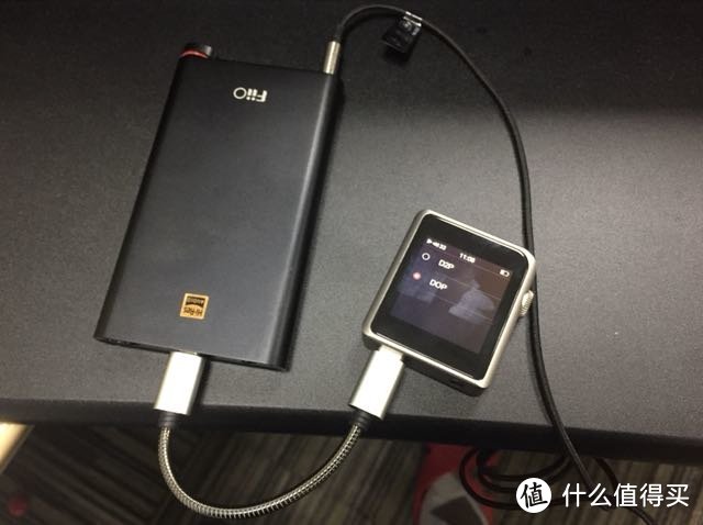 dsd输出选择dop直出，接fiio q1 mark 2解码器