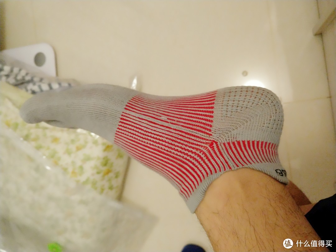 燃烧装备实验室3D压力五指袜2.0    跑步装备党又一利器