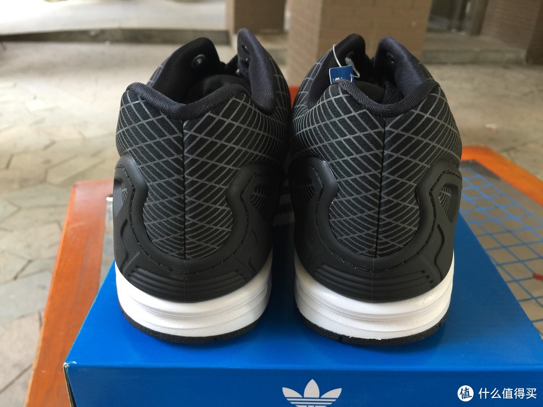 #全民分享季#低调沉稳，性价比高：adidas 阿迪达斯 三叶草 BB2158 ZX FLUX 运动鞋简评