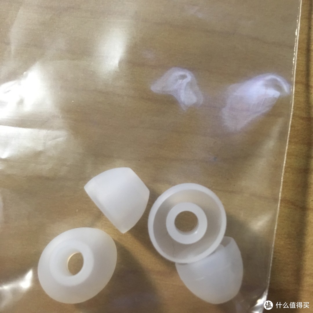 比白菜还便宜的耳机：Coox 酷克斯 h2 线控耳机开箱