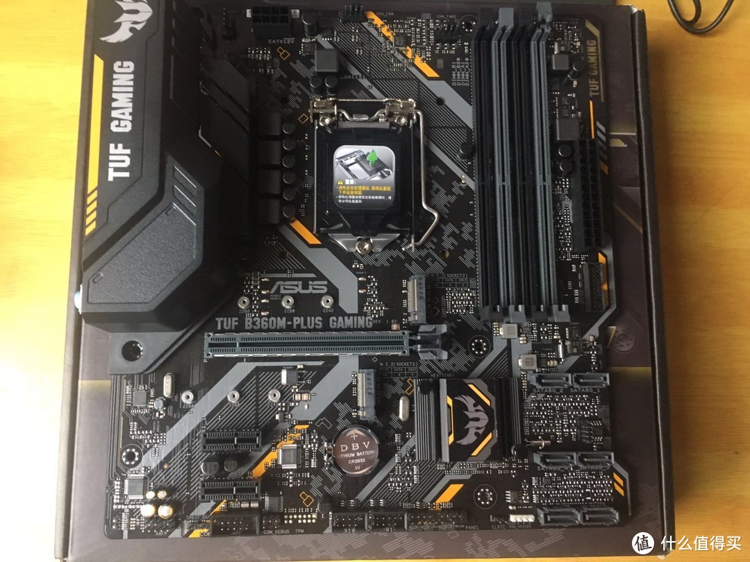 ASUS 华硕 TUF B360M-PLUS GAMING 主板开箱