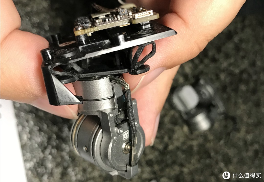 DJI 大疆 Mavic Pro又炸机：自己动手修复三轴云台过程附带教程