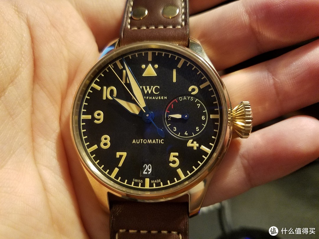 确认过眼神，我遇上对的表：IWC 万国 青铜大飞行员