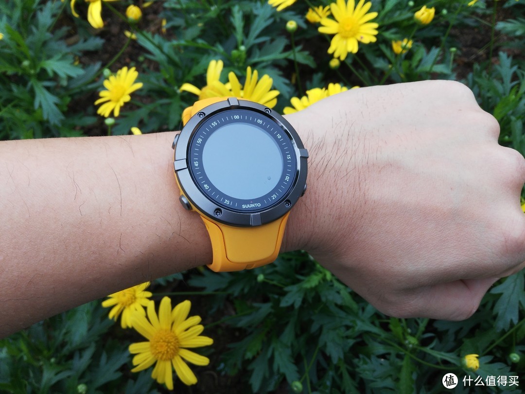 Suunto 颂拓 Spartan Trainer Wrist HR 心率表—没病走两步？