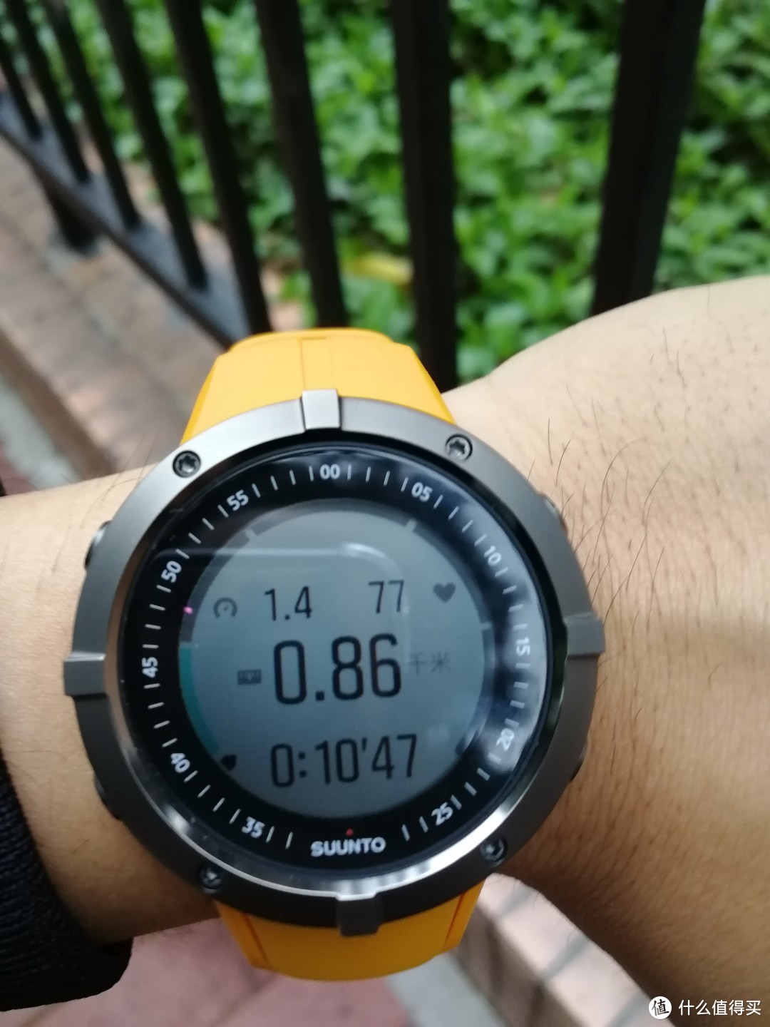 Suunto 颂拓 Spartan Trainer Wrist HR 心率表—没病走两步？