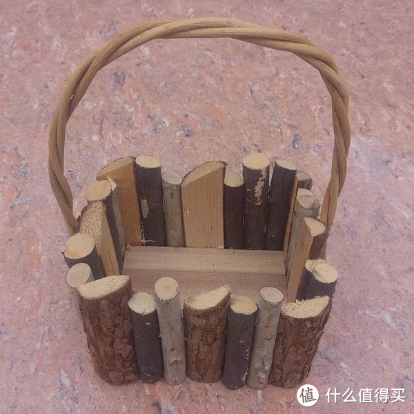 动手能力强的也可以自己DIY